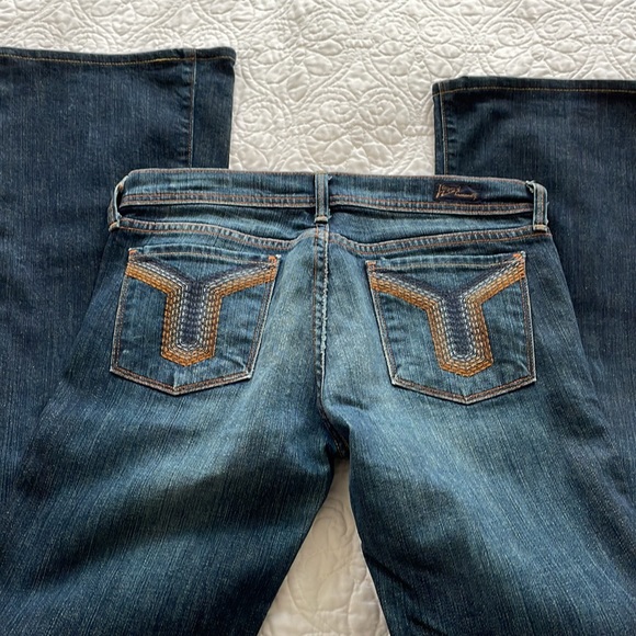 Citizens of Humanity boot cut jeans - Picture 6 of 6